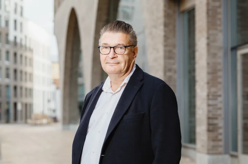 Kuvassa Pron puheenjohtaja Jorma Malinen.