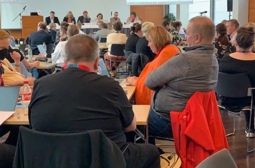 Pron edustajisto kokoontui kevätkokoukseensa Majvikiin. 