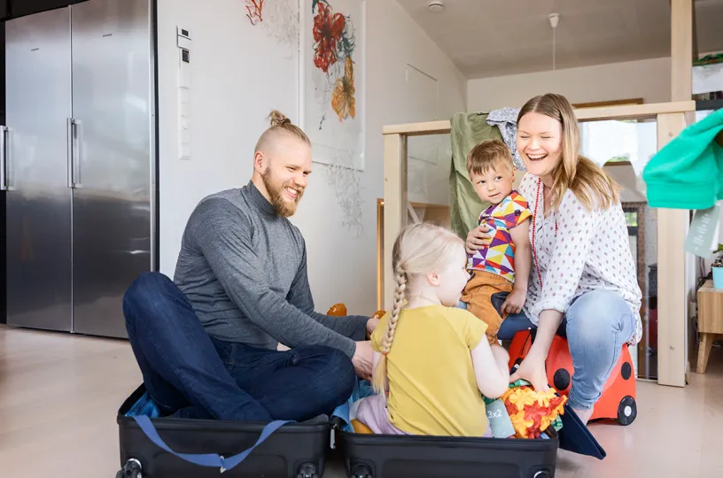 Pro on ottanut jäsenilleen vakuutusyhtiö Turvasta jäsenvakuutuksen, joka sisältää matkustajavakuutuksen vapaa-ajan reissuille Suomessa ja ulkomailla. 