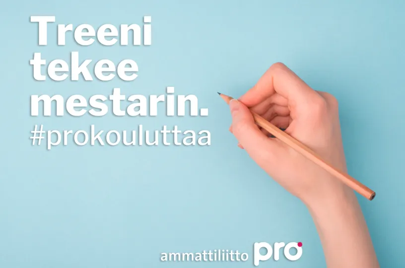 Kädessä on kynä, jolla kirjoitetaan muistiinpanoja.