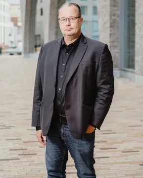 Teollisuussektorin johtaja Anssi Vuorio