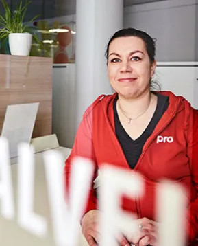 Innokkaalla kouluttautujalla Päivi Polsolla on meneillään Pron uraportaalin yksilövalmennus.